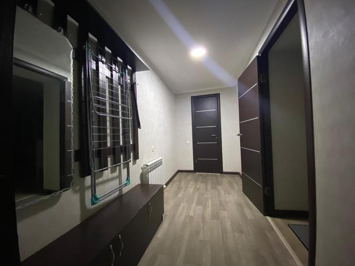 Room Hostel Dostyk 阿拉木图 外观 照片