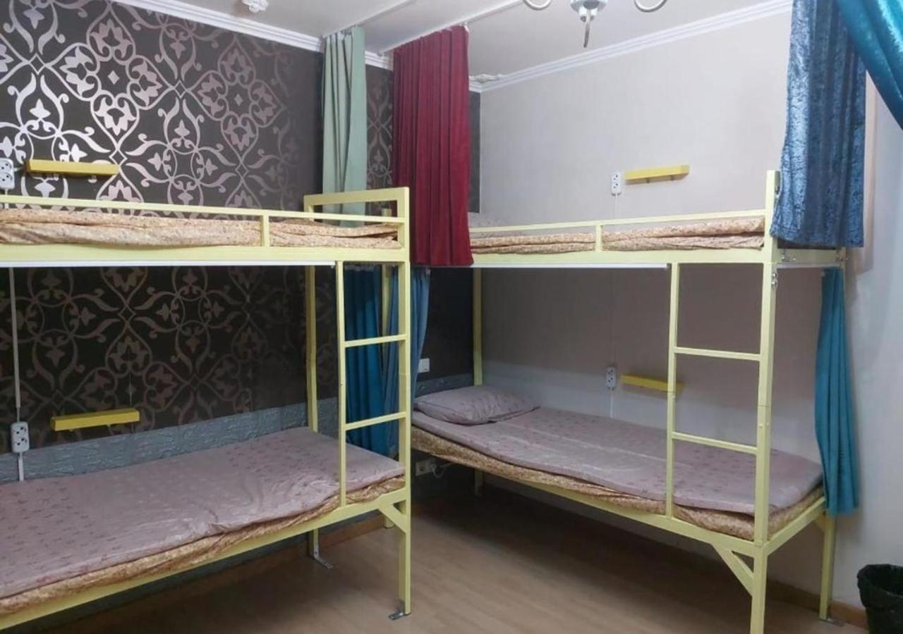 Room Hostel Dostyk 阿拉木图 外观 照片