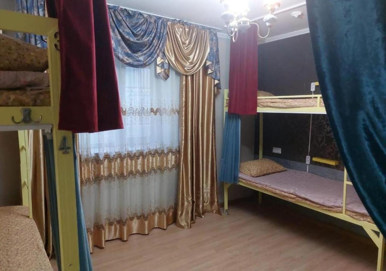 Room Hostel Dostyk 阿拉木图 外观 照片