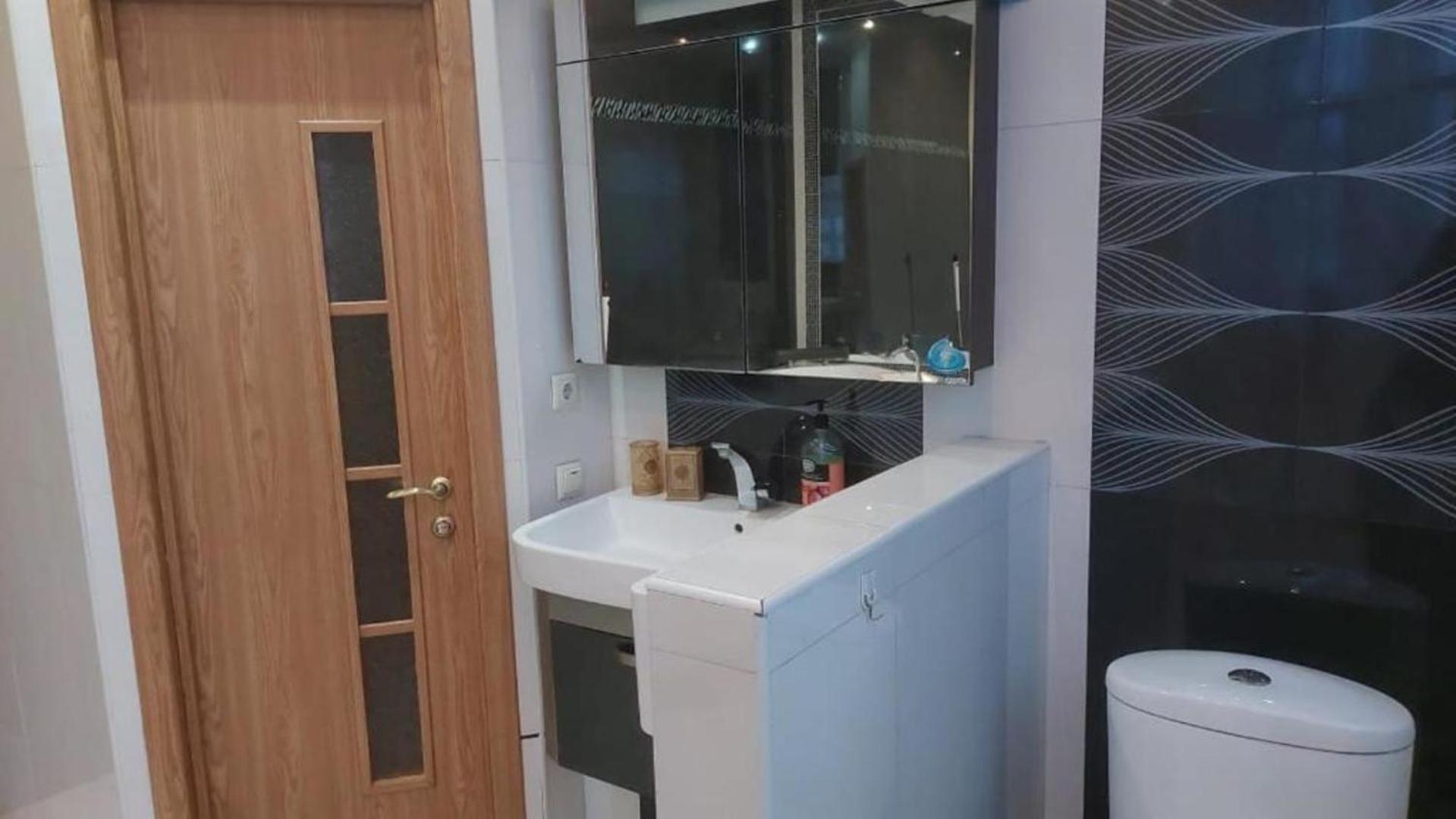 Room Hostel Dostyk 阿拉木图 外观 照片