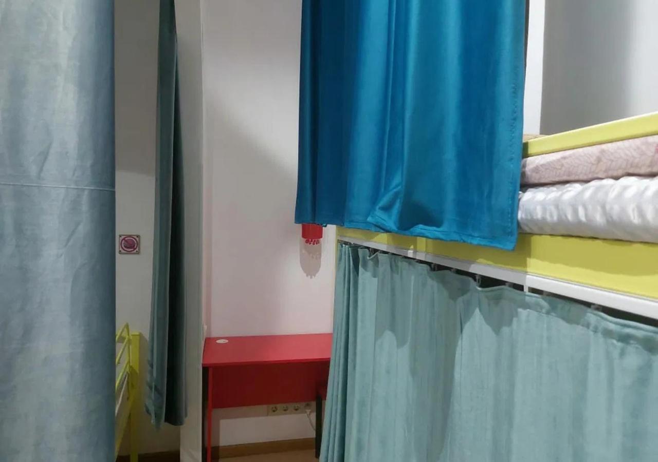 Room Hostel Dostyk 阿拉木图 外观 照片