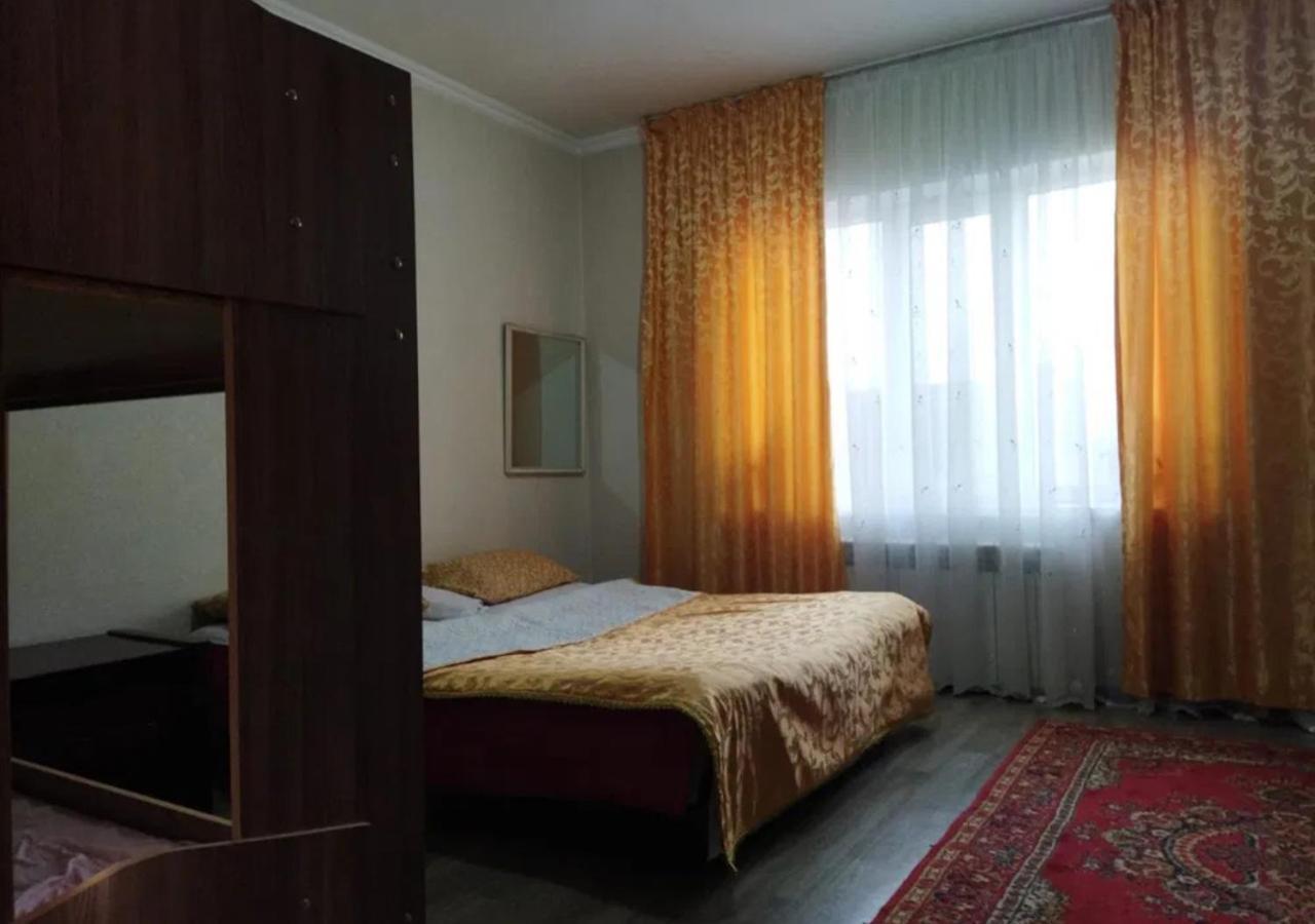 Room Hostel Dostyk 阿拉木图 外观 照片