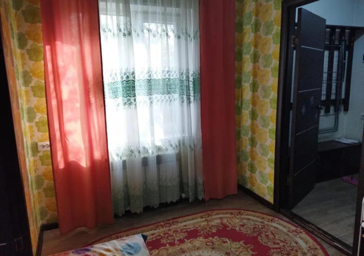 Room Hostel Dostyk 阿拉木图 外观 照片
