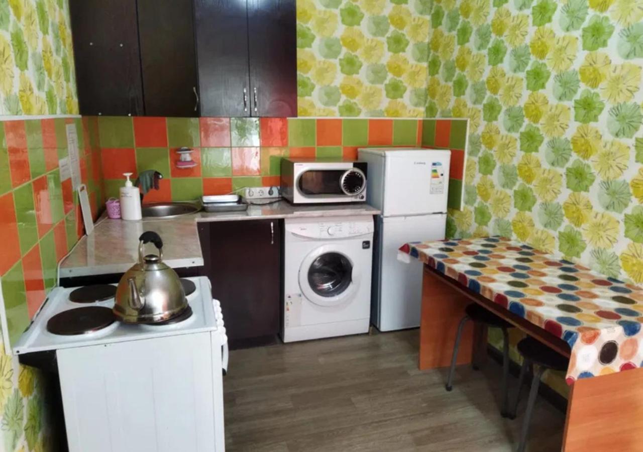 Room Hostel Dostyk 阿拉木图 外观 照片